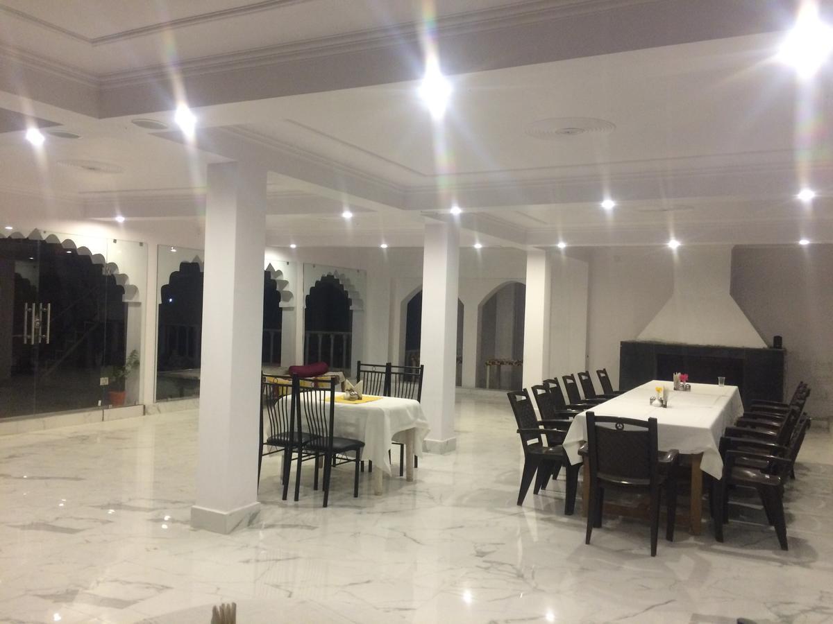 Hotel Isabel Palace Khajurāho Eksteriør billede